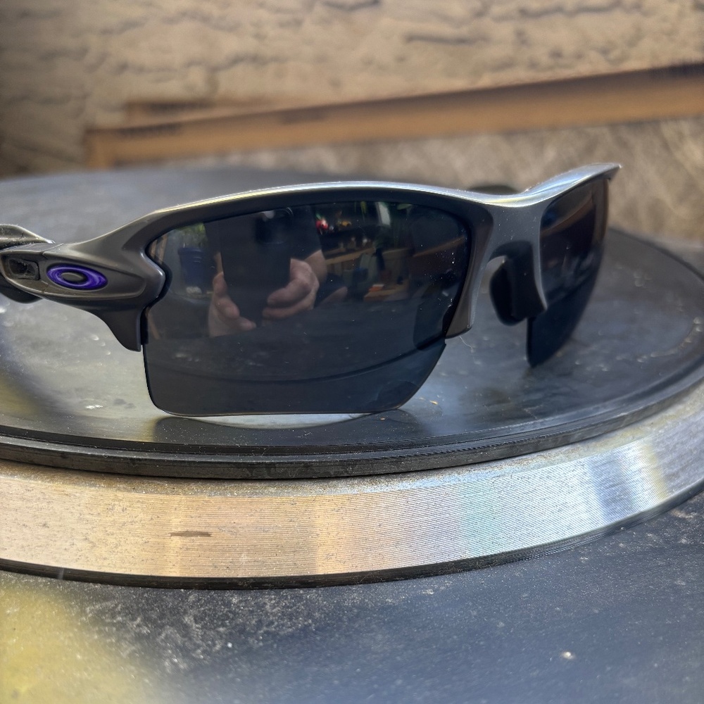 Oakley flak 2.0 sunglasses